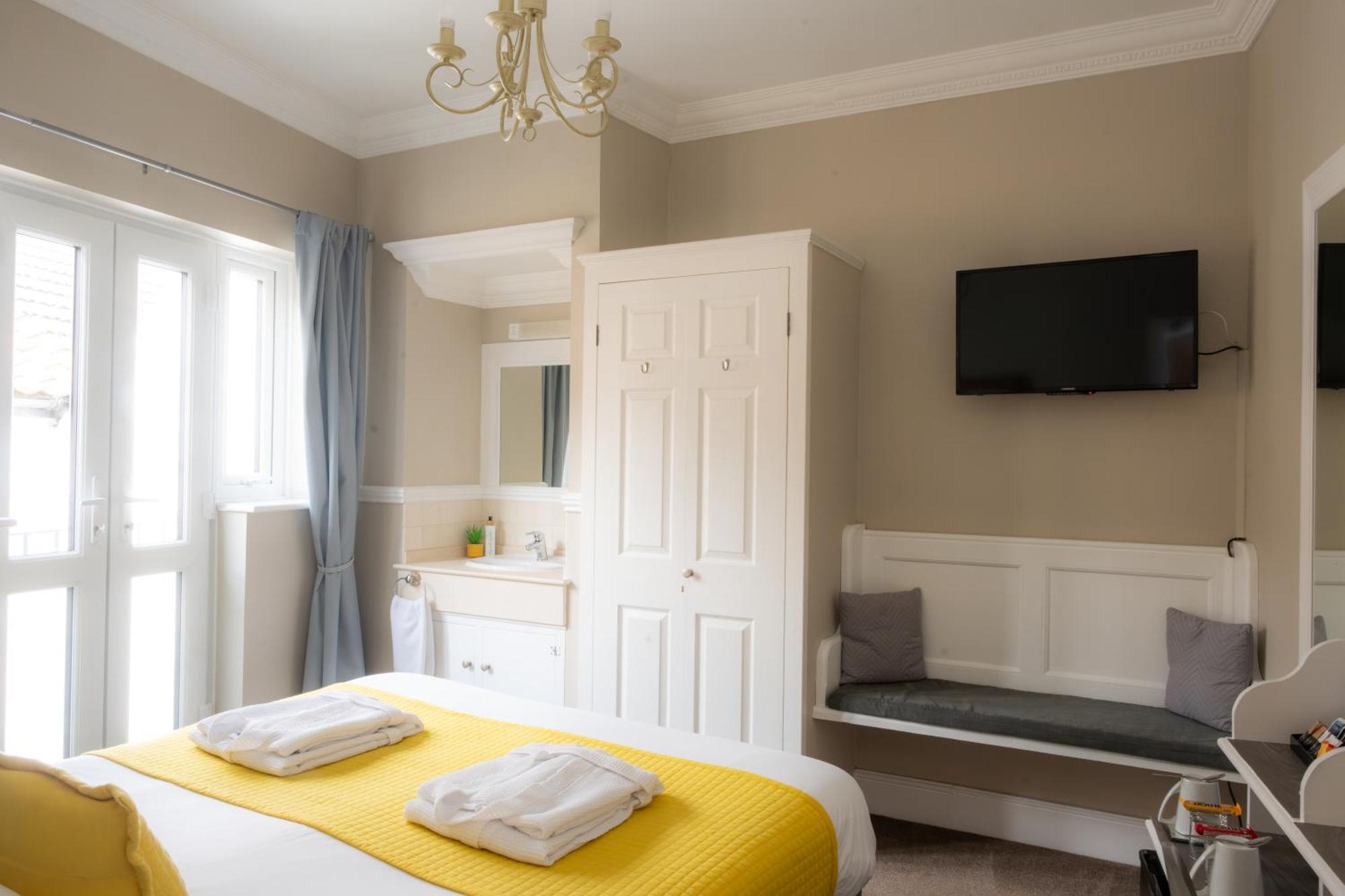 The Courtyard Guest House Great Yarmouth Exterior foto