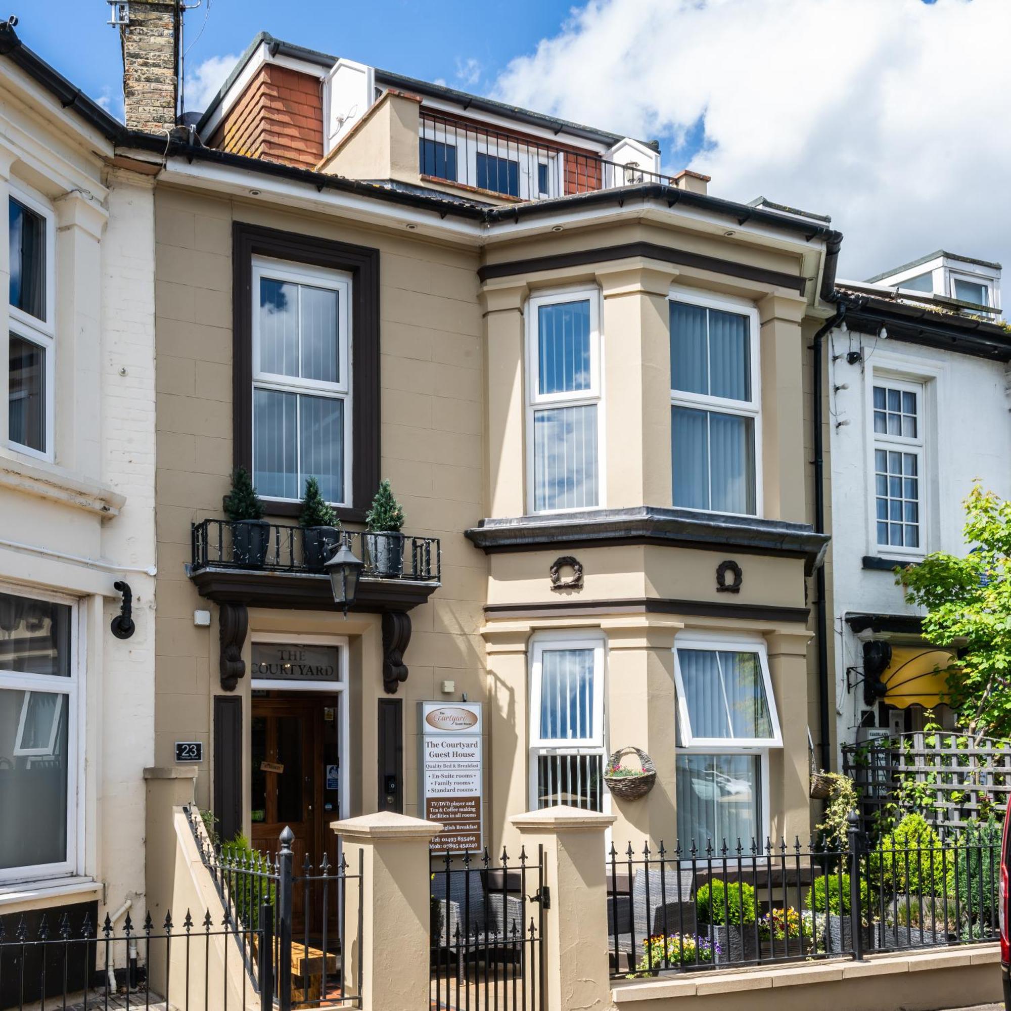 The Courtyard Guest House Great Yarmouth Exterior foto